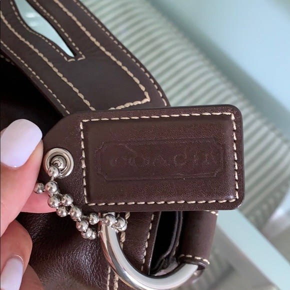 Coach purse - Picture 4 of 8